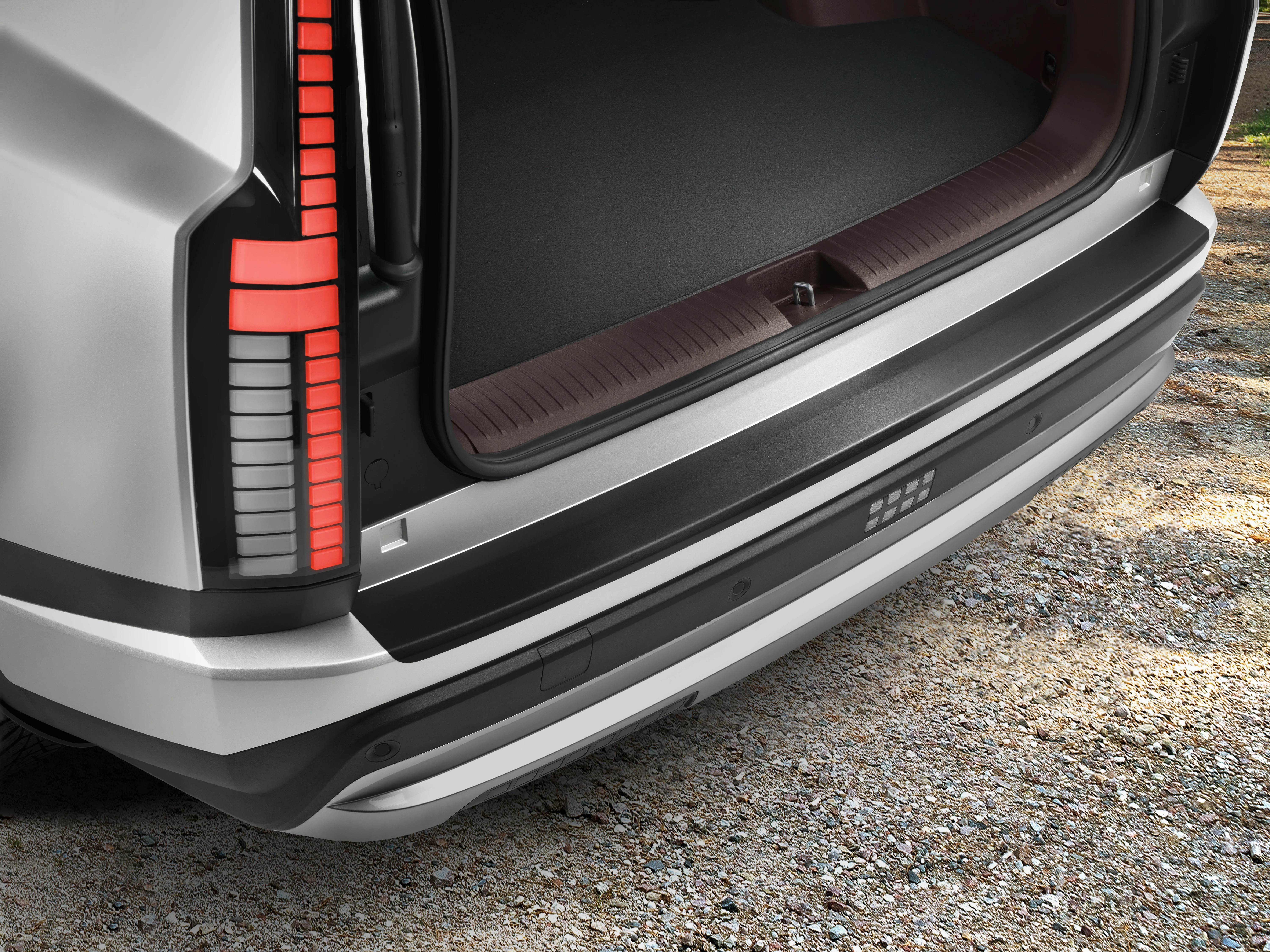 IONIQ 9 Ladekantenschutzfolie